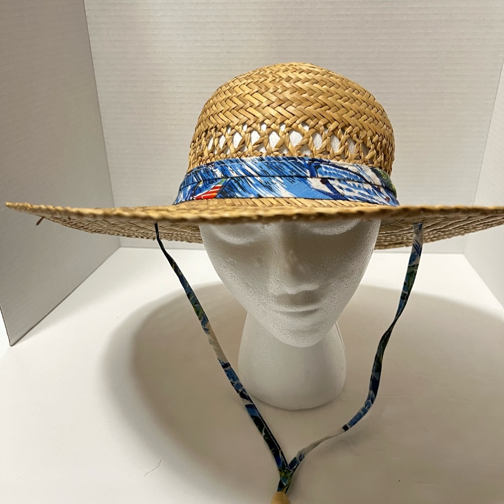Shade Shack summer beach hat with chin strap 100% straw